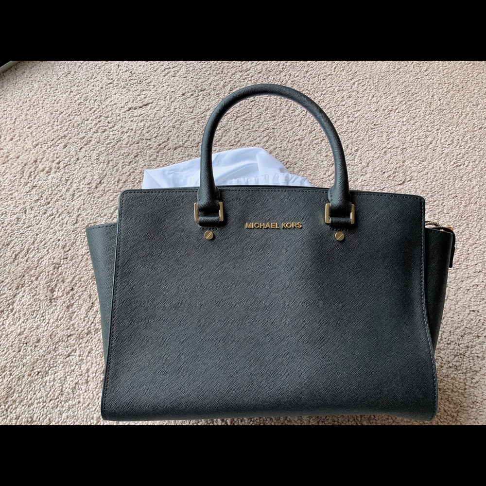 MK selma large handbag